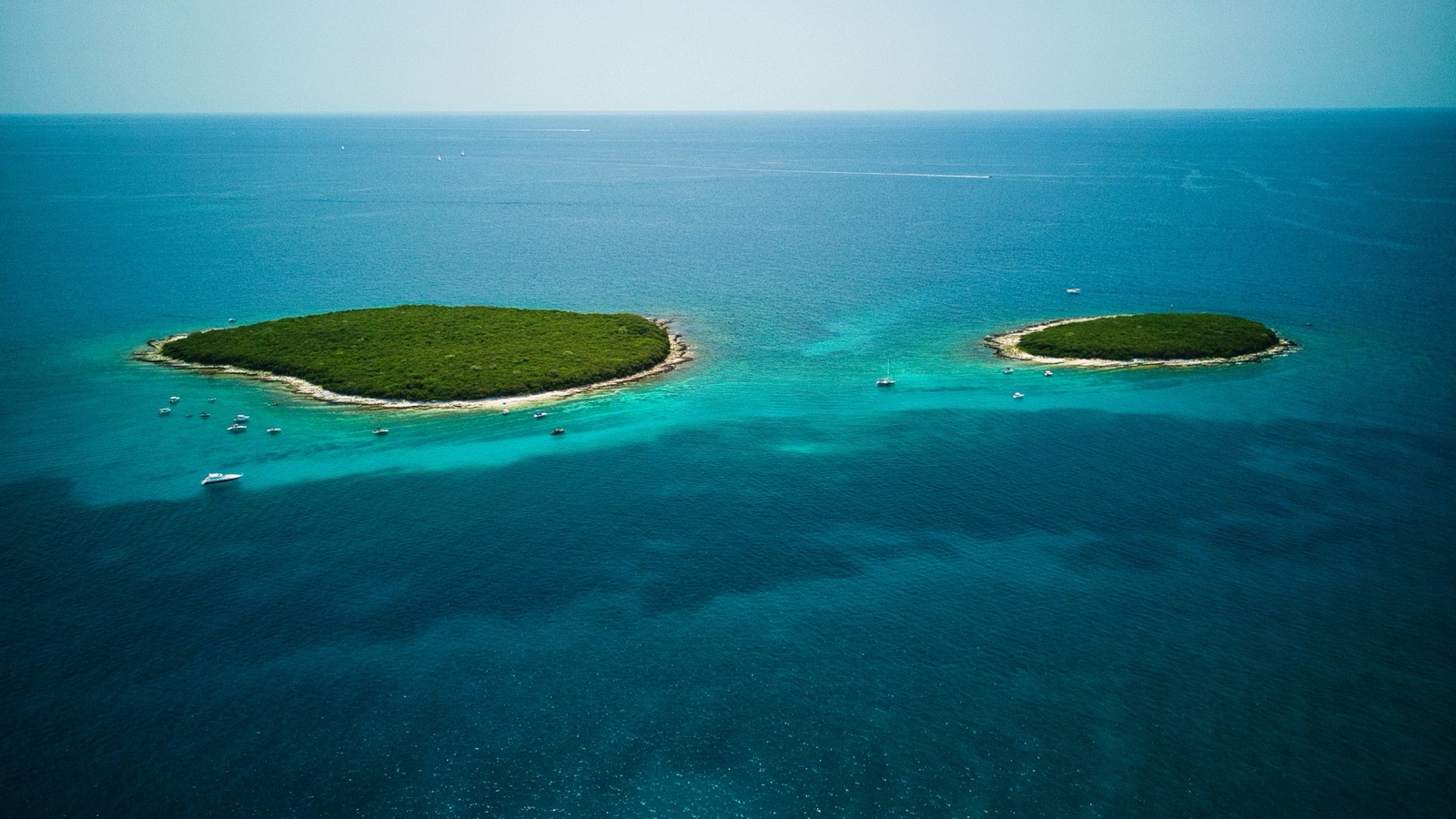 Two Sisters islets near Rovinj – boat anchorage